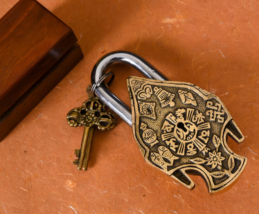 Buddha face door lock and key