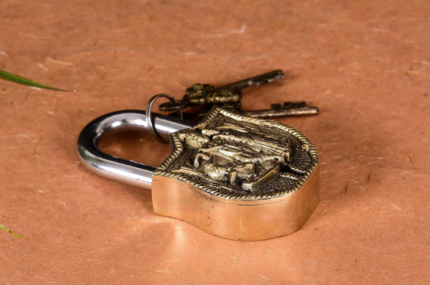 Pure Brass Radha Krishna Door Lock