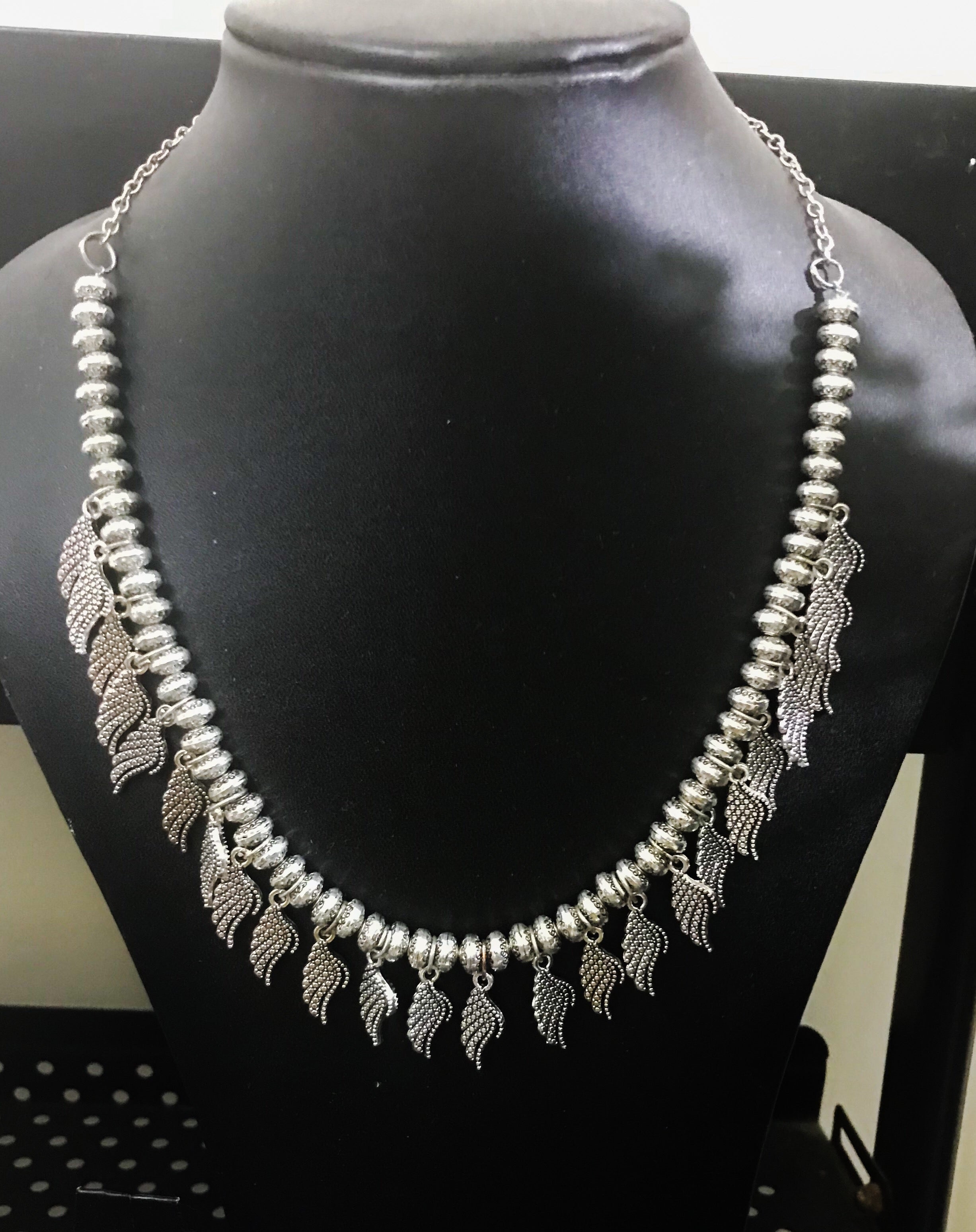 Handloom Chettinad saree with matching neckpiece combo