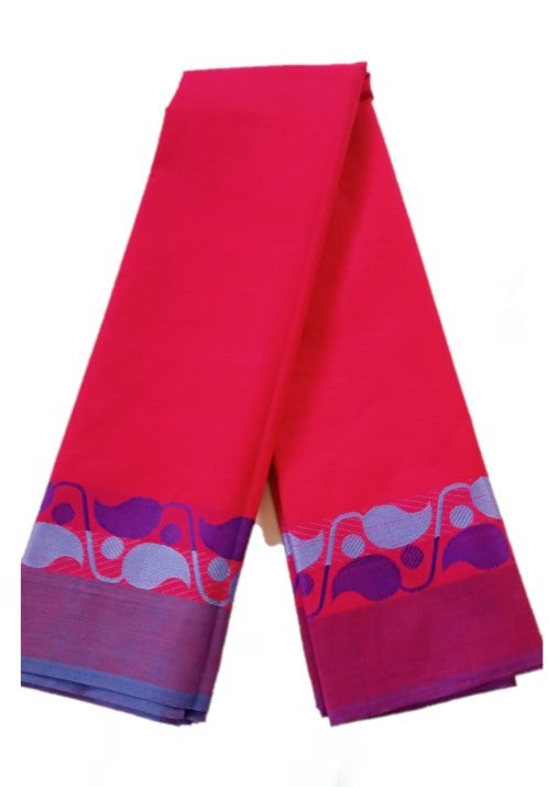 Handloom chettinad saree with contrast neckpiece