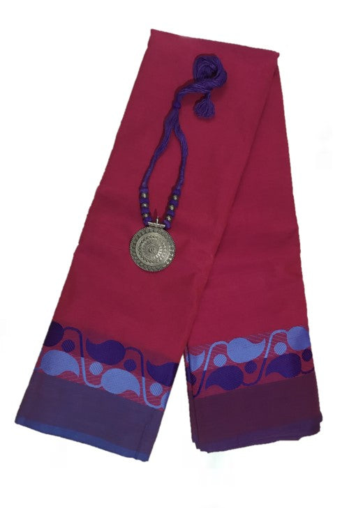Handloom chettinad saree with contrast neckpiece