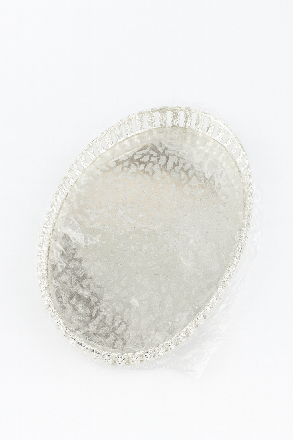 Elegant Silver Plated Oval Decorative Tray – Handcrafted Floral Design Serving & Pooja Thali for Home Décor & Festive Use