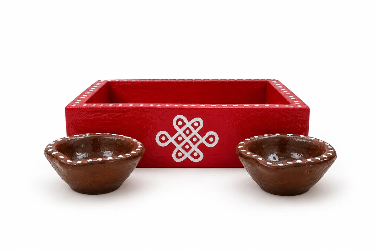 Red 6x6 pine wood kolam tray with pair of brown colour diyas