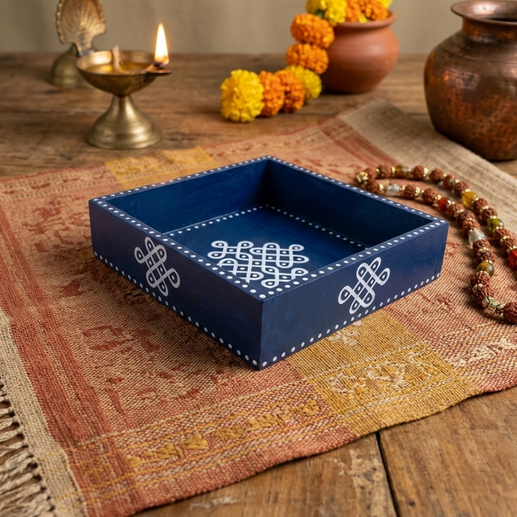 Handcrafted Wooden Tray with Kolam Design (6x6 Inch)