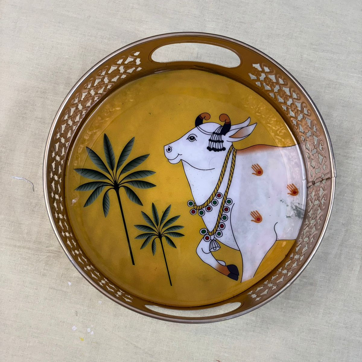Pichwai cow design round tray